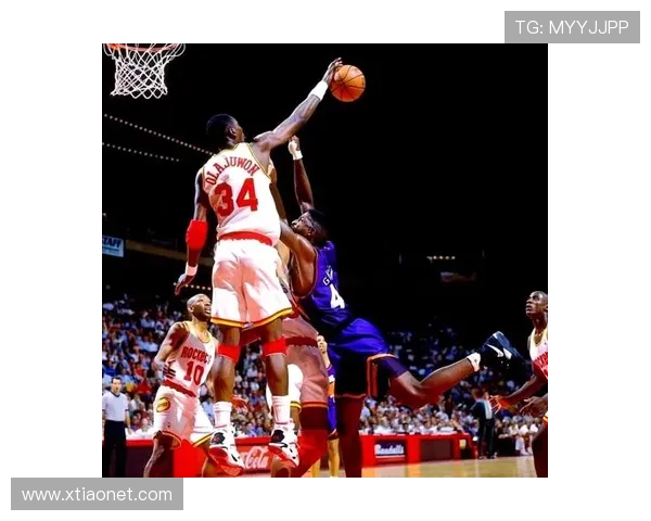 篮球赛场最后一秒压哨绝杀的激情与传奇瞬间背后的荣耀与梦想故事 - 副本 (2) - 副本 - 副本 - 副本