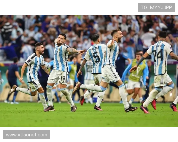 聚焦世界杯加时赛赛制演变与胜负悬念解析对球队战术与心理博弈影响 - 副本 (2) - 副本